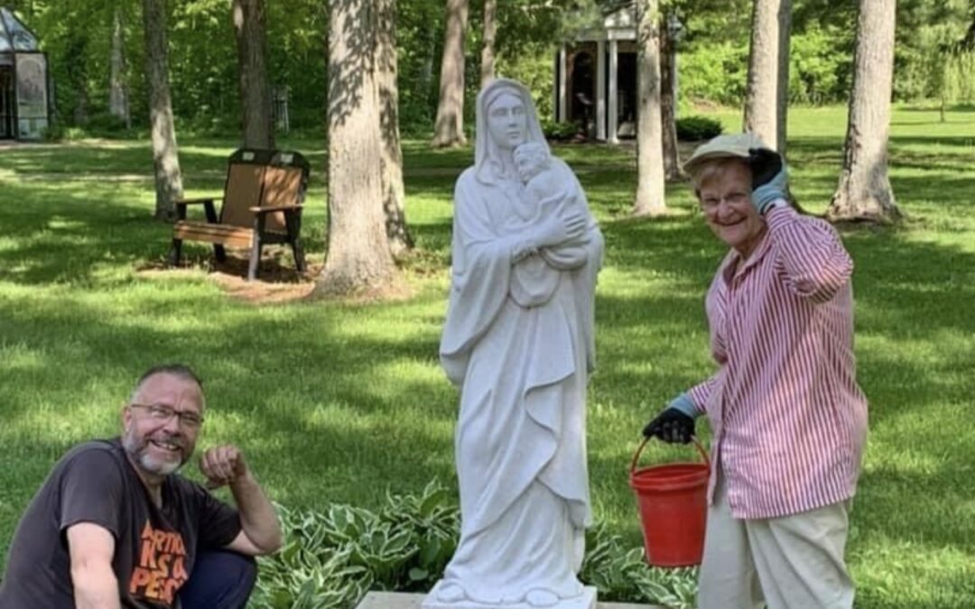 Gardeners Enhance Shrine Grottos